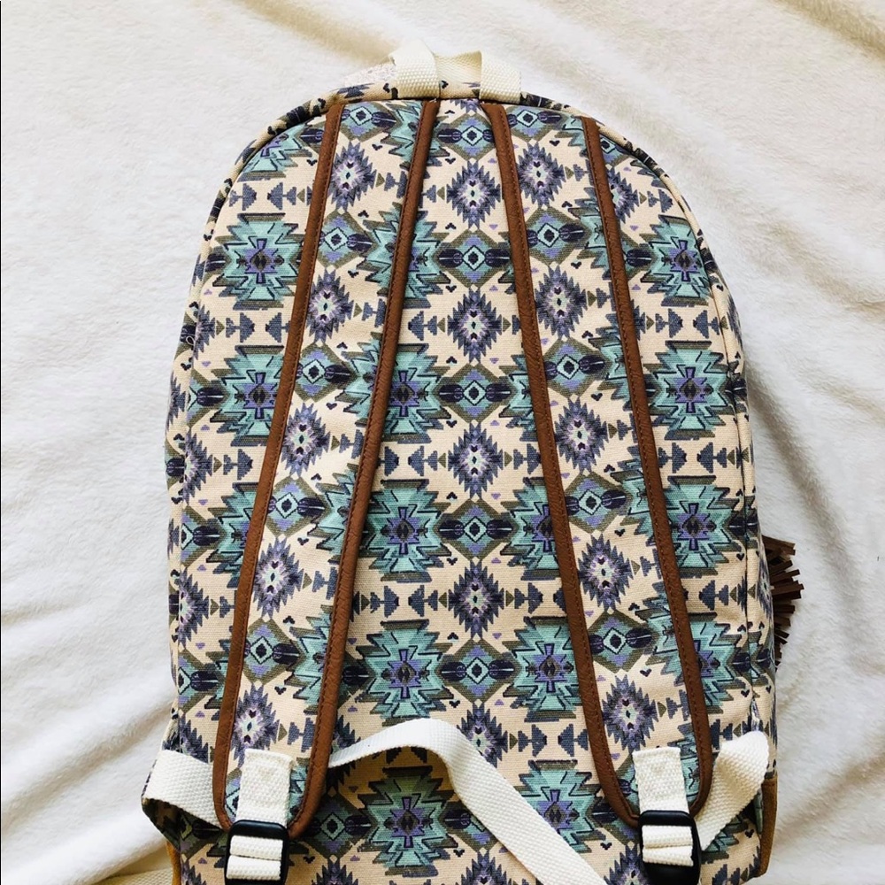 Mudd Backpack - Picture 3 of 3